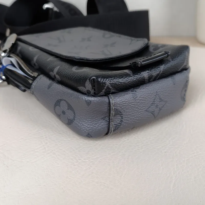 Louis Vuitton Crossbody Bag Double Phone Pouch Black Monogram PVC One Size 11 × 5 × 18 cm — detail view 5 of 10