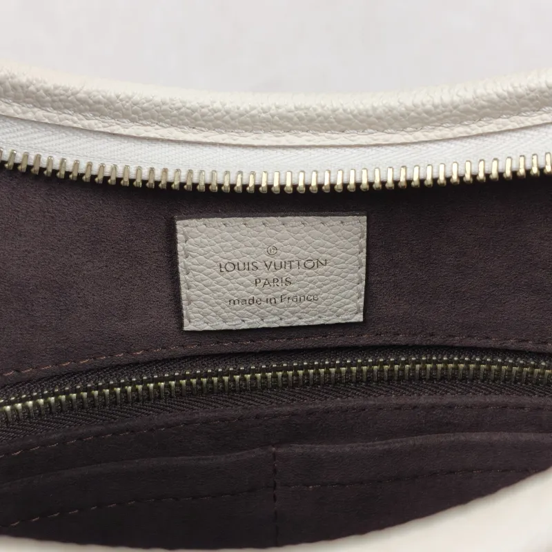 Louis Vuitton carryall Small White Calfskin Microchip Edition · Shoulder Strap Inner Pouch Leather Tag · 29.5 × 12 × 24 cm — detail view 5 of 11
