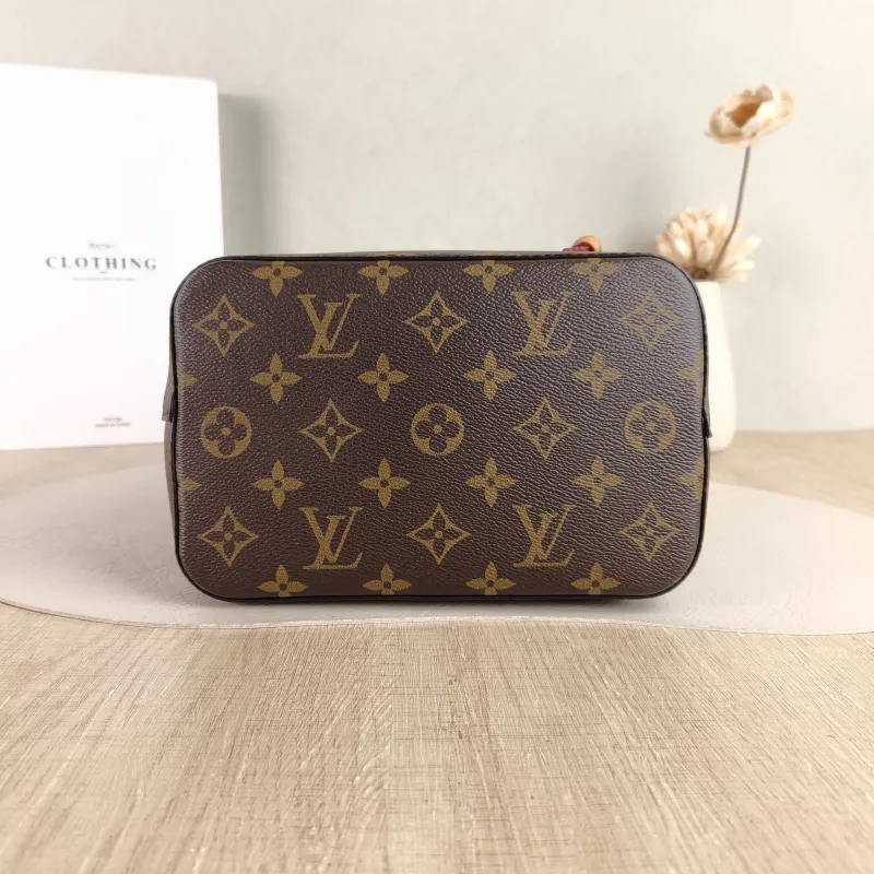 Louis Vuitton Crossbody Bag NÉONOÉ Bucket Bag BB Monogram PVC BB 20 × 13 × 20 cm — cover view 5 of 5