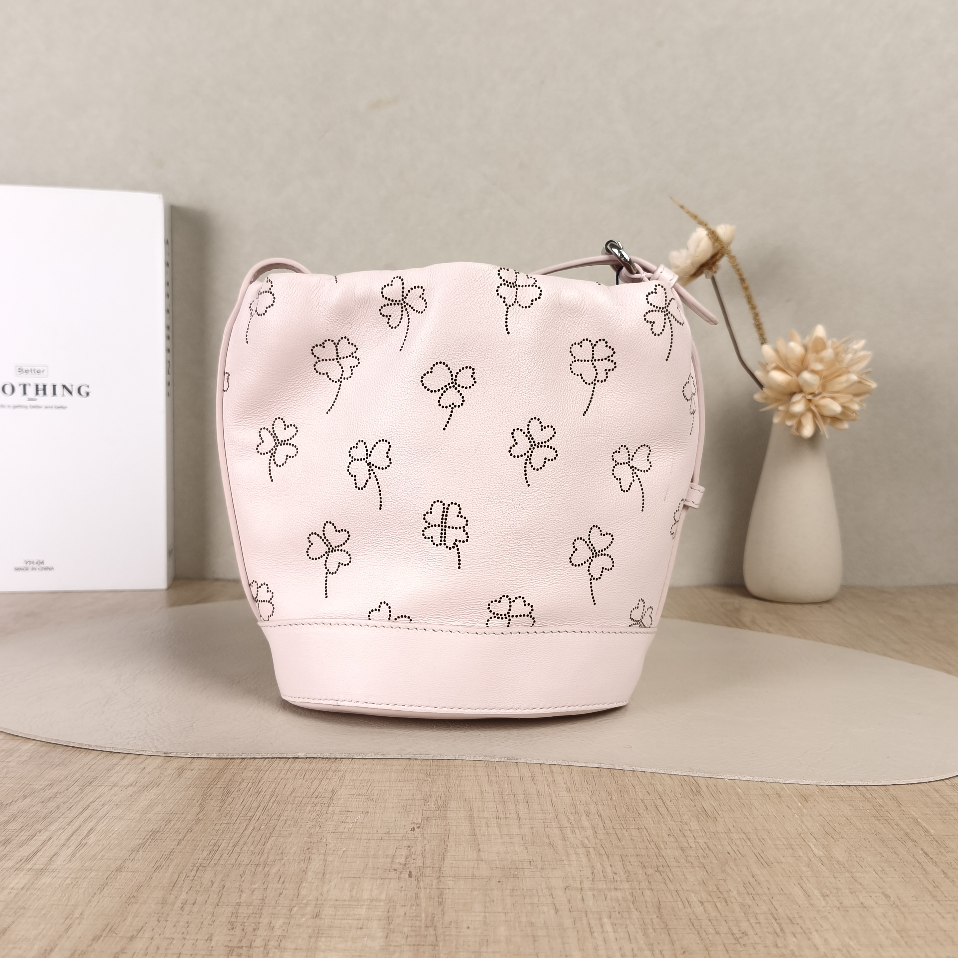 DIOR Shoulder Bag Bucket Bag Pink Calfskin One Size15 × 10 × 7.5 cm — cover view 3 of 4