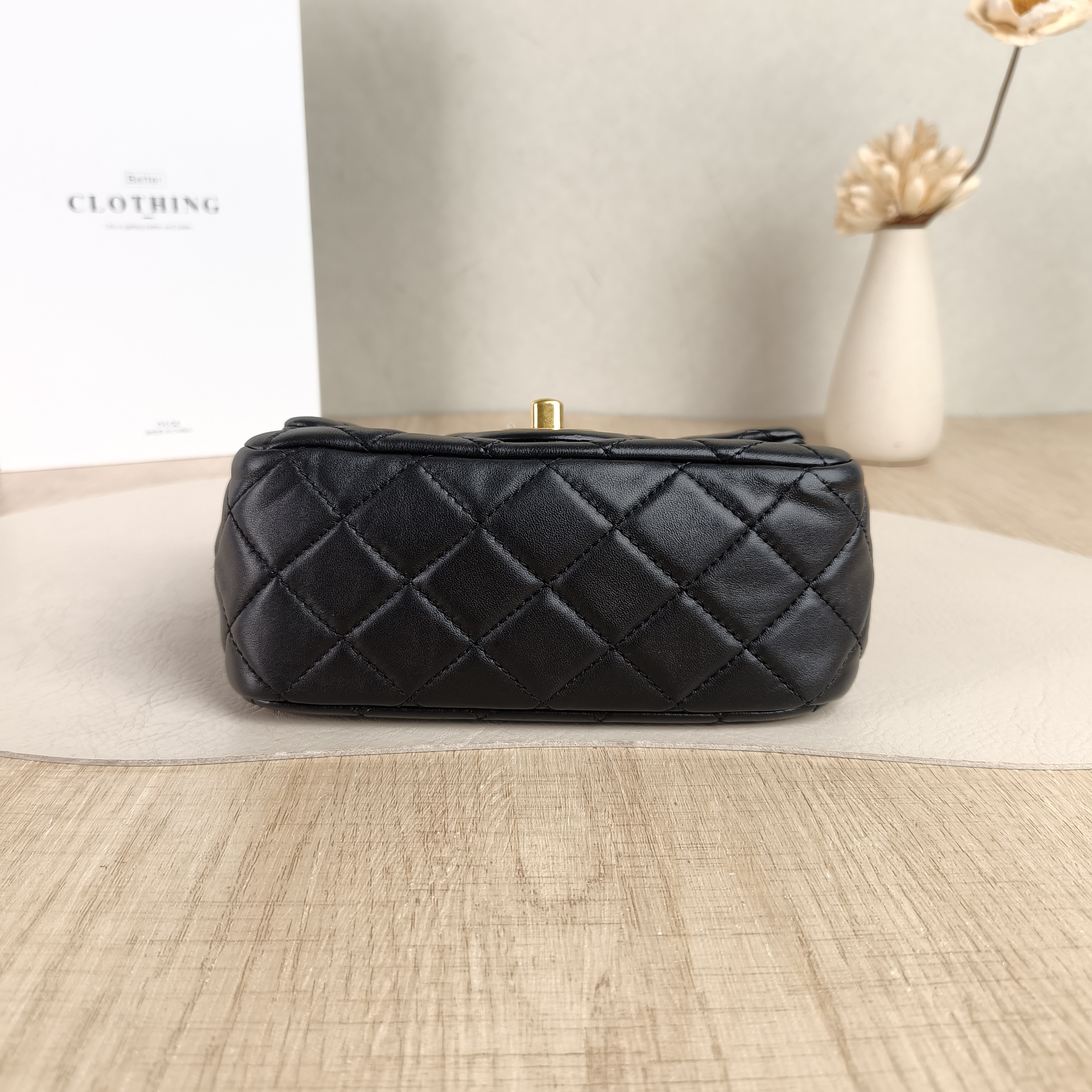 Chanel Crossbody Bag Classic Flap Mini CF Mini Black with Gold-Tone Hardware SL ambskinmini17 × 8 × 13.5 cm — cover view 3 of 5