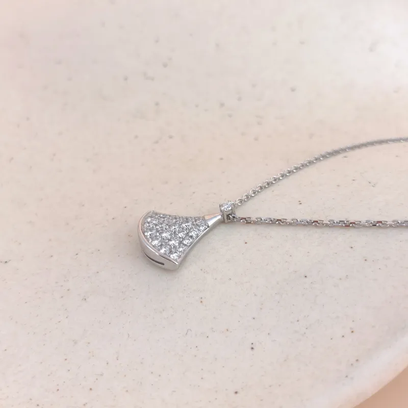 Bvlgari Necklace DIVAS’ DREAM Collection Pavé Diamond White Gold 18KW hite Gold Diamond Small 43cm — cover view 6 of 6