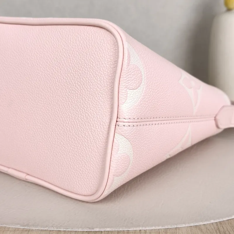Louis Vuitton Top Handle Bag ALL IN BB · White Empreinte Embossed Calfskin Monogram BB18 × 12 × 16 cm — detail view 10 of 12