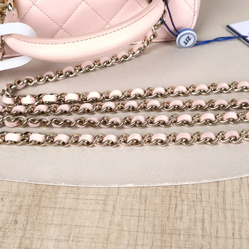 Chanel Crossbody Bag Edition Pink Lambskin Mini 16 × 8 × 9.5 cm — detail view 13 of 13
