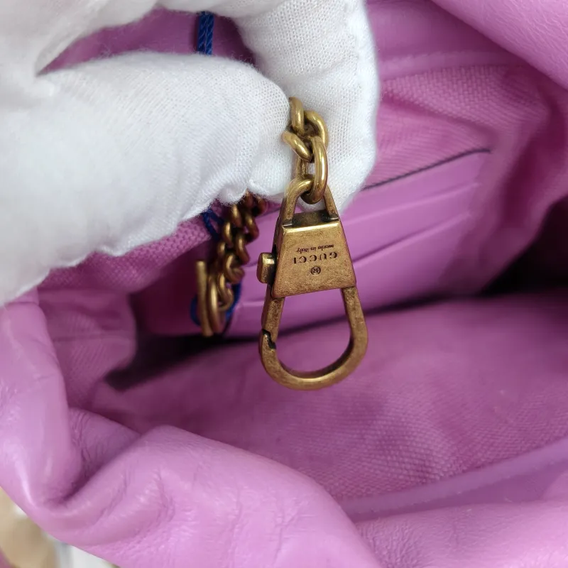 GUCCI Crossbody Bag GG Marmont Marmont Bucket Bag Canvas Calfskin mini14 × 13 × 17 cm — detail view 4 of 13