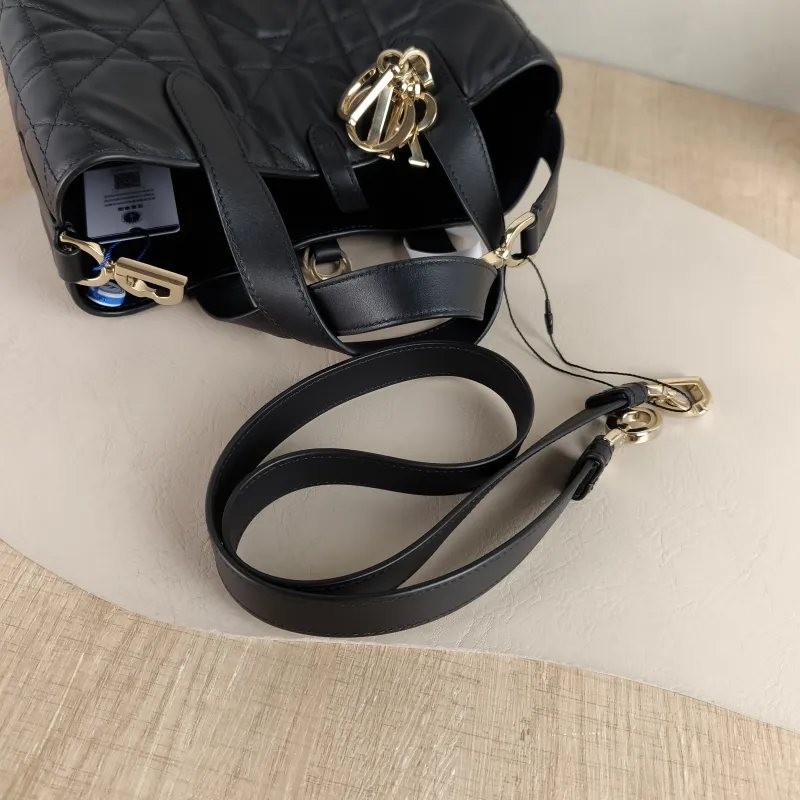 DIOR Shoulder Bag TOUJOURS Edition Black Calfskin Small 18.5 × 12 × 18.5 cm — detail view 3 of 12