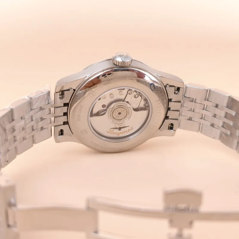 LONGINES Watch Collection Watch Diamond 30mm — cover view 2 of 12