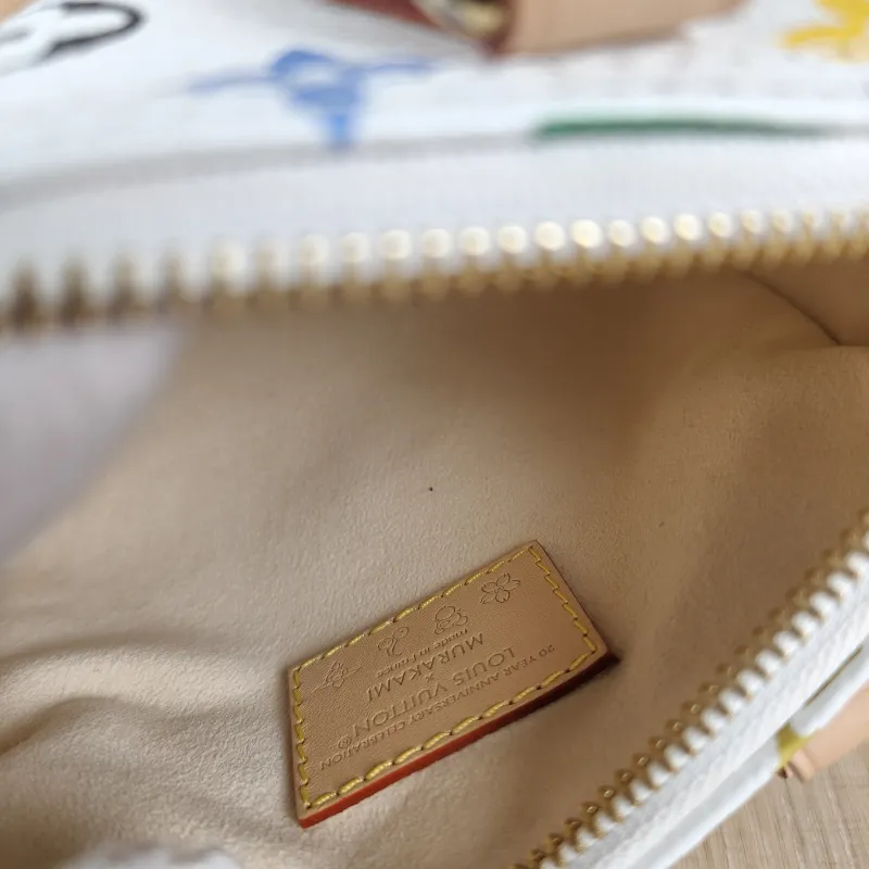 Louis Vuitton Crossbody Bag Speedy Nano Multicolore PVC nano 16 × 7.5 × 10 cm — detail view 8 of 10