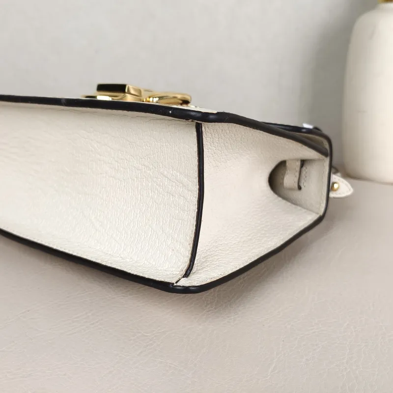 GUCCI Crossbody Bag Sylvie Edition White Calfskinmini20 × 8 × 14 cm — detail view 12 of 13