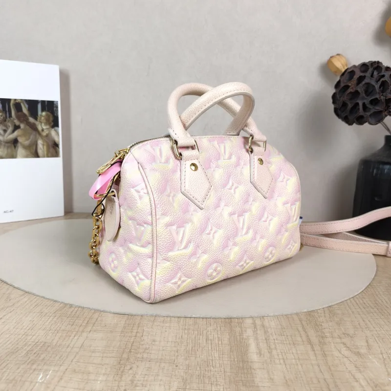 Louis Vuitton Crossbody Bag Speedy20 Collection · Calfskin One Size 20.5 × 12 × 13.5 cm — cover view 3 of 5