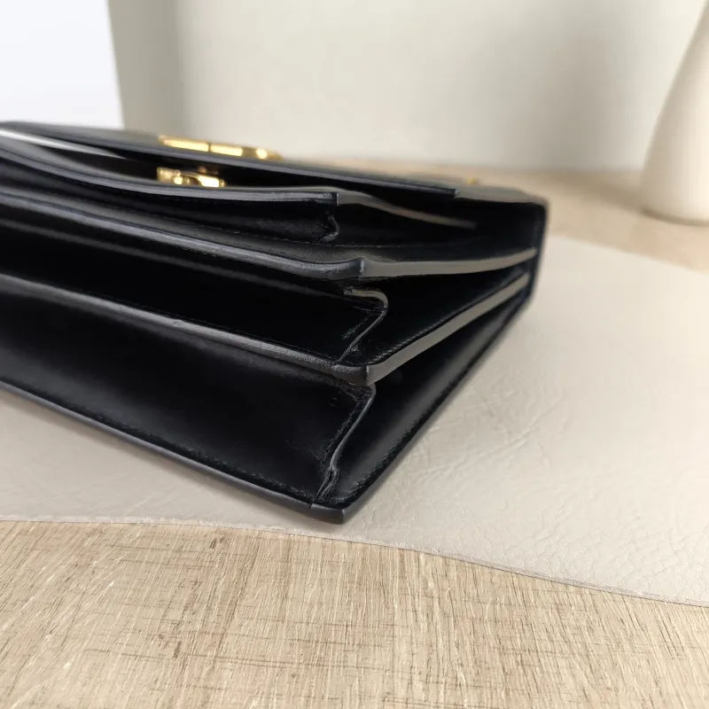 BALENCIAGA Crossbody Bag Crossbody Bag Black Calfskin 19.5 × 8 × 16 cm — detail view 4 of 11