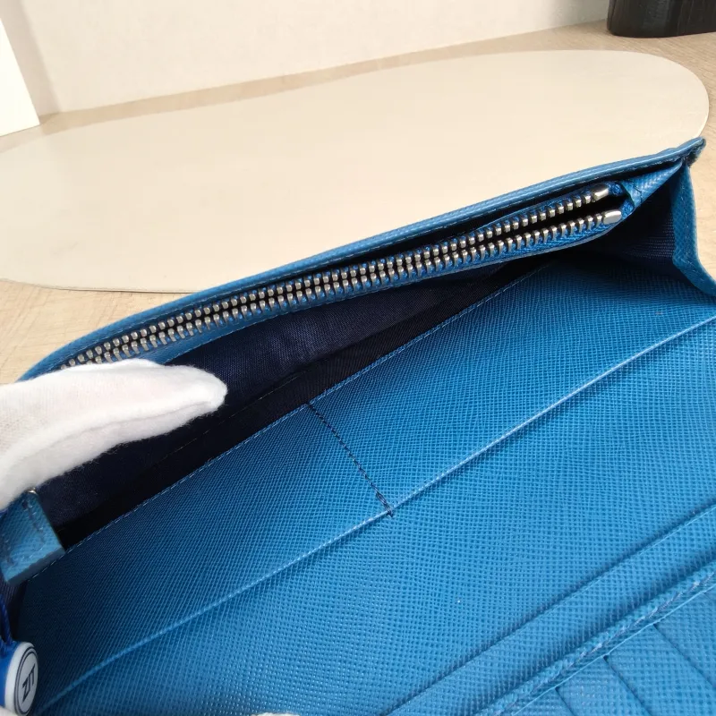 PRADA Wallet Wallet Blue Calfskin 19 × 2.5 × 9 cm — detail view 9 of 9