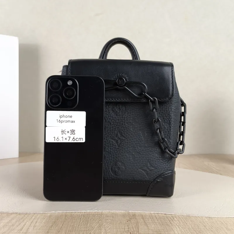 Louis Vuitton Crossbody Bag Nano Steamer Shoulder Bag Black Calfskinnano15 × 7 × 18 cm — cover view 4 of 5