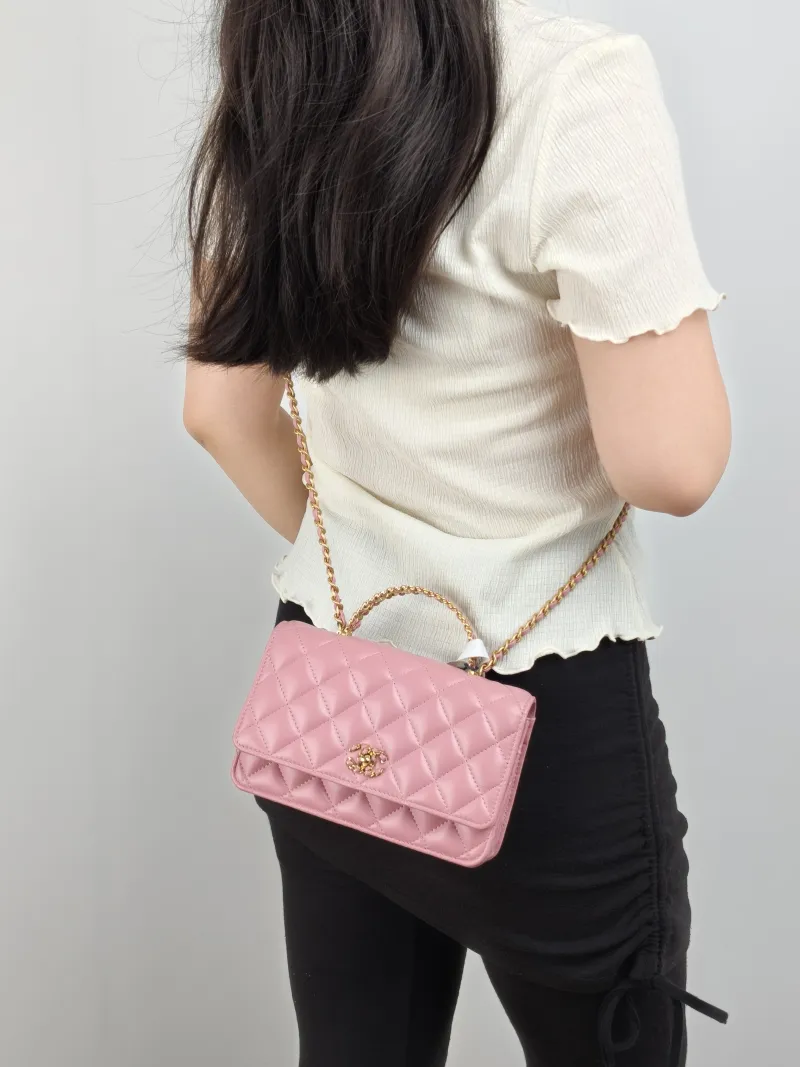 Chanel Crossbody Bag Pink Lambskin 18.5 × 5 × 12 cm — on-model view 1 of 3