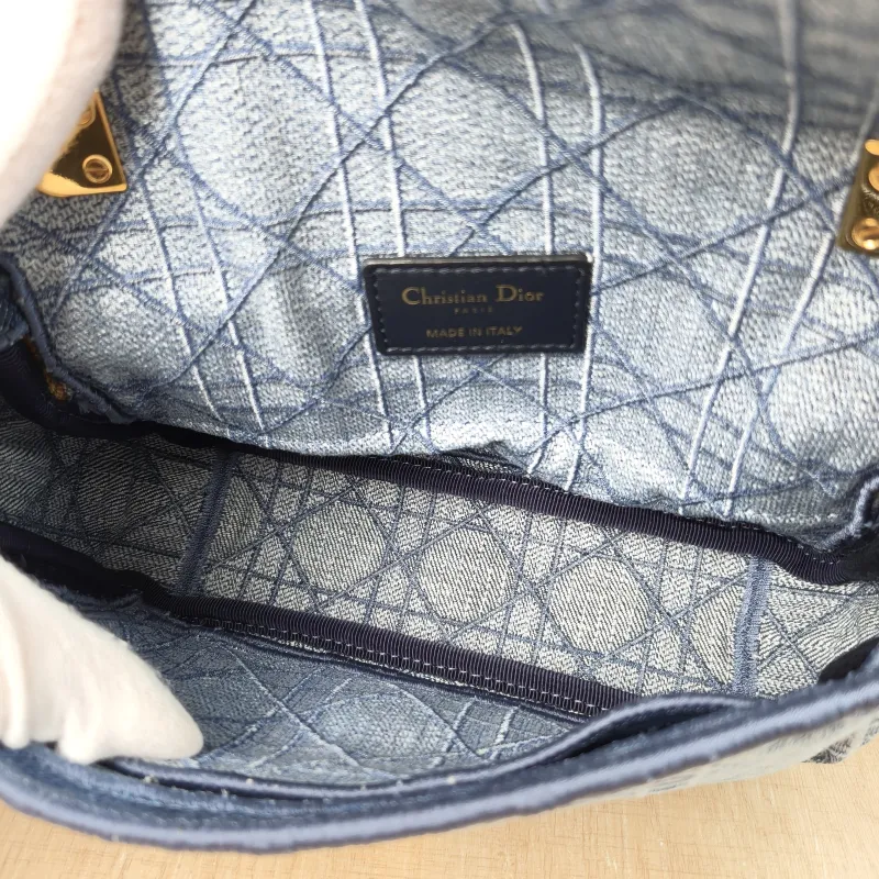 DIOR Crossbody Bag Caro Chain Bag Blue Small 20 × 7 × 13.5 cm — detail view 9 of 10