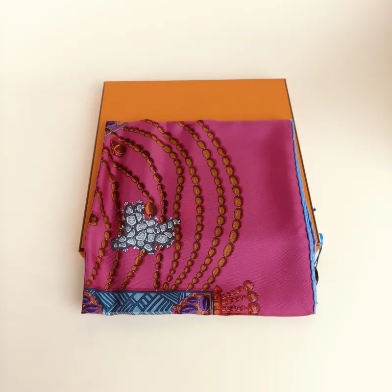 Hermès Silk One Size90*90cm — cover view 4 of 7