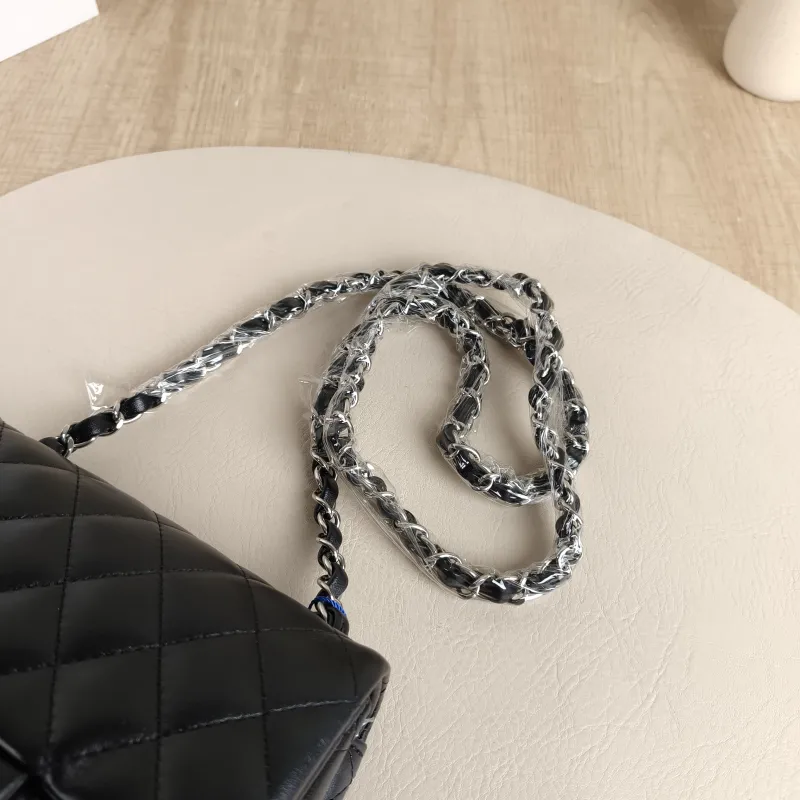Chanel Crossbody Bag Classic Flap Mini CF Mini Black Lambskin17 × 8 × 13.5 cm — detail view 10 of 13
