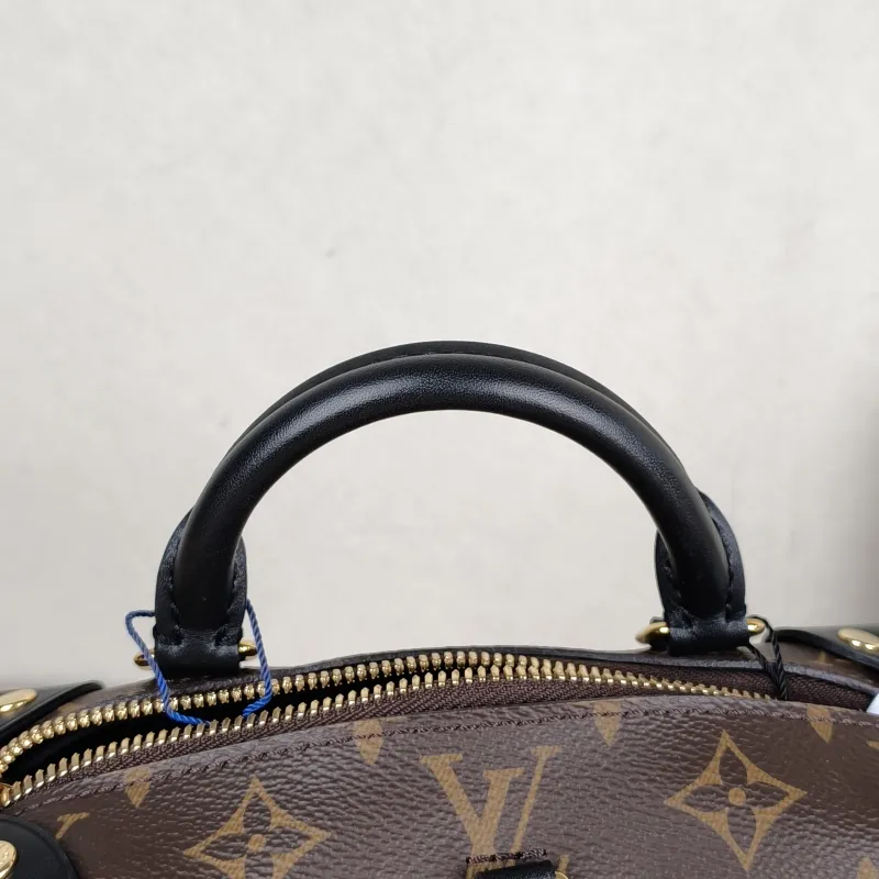 Louis Vuitton Crossbody Bag Petite Malle Souple Box Black PVC One Size 20 × 7.5 × 14 cm — detail view 2 of 13