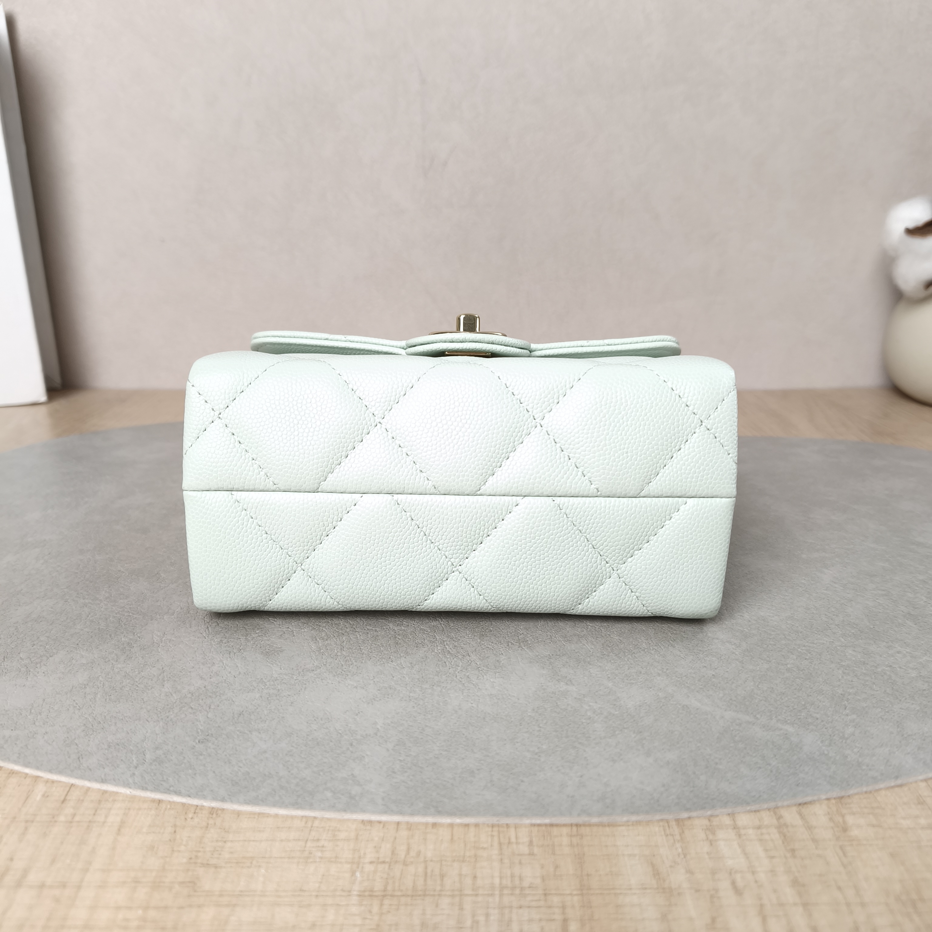 Chanel Crossbody Bag25s Top Handle Crossbody Bag Green Calfskin One Size15 × 7 × 11 cm — cover view 5 of 6