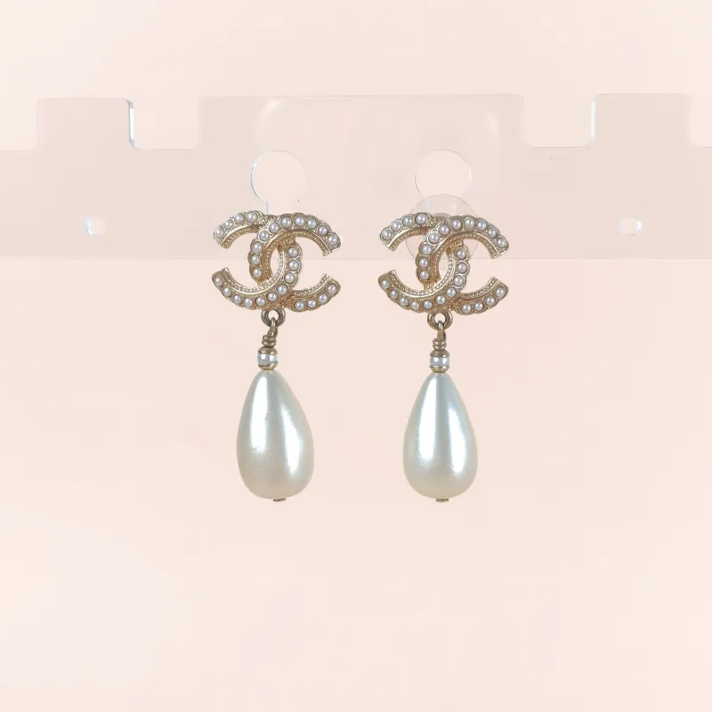 Chanel Earrings c Pearl Earrings Gold One Size