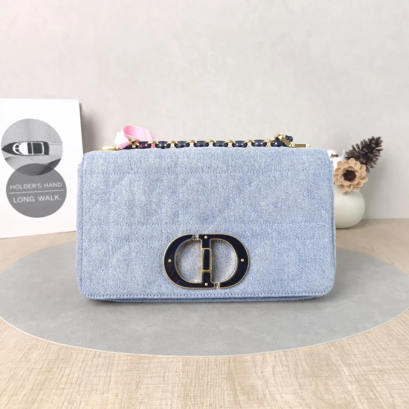 DIOR Crossbody Bag Caro Chain Bag Blue Medium25.5 × 9 × 15.5 cm