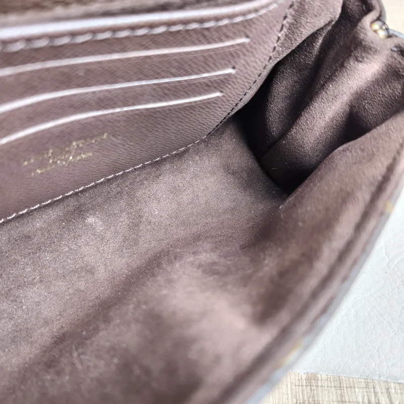 Louis Vuitton Crossbody Bag MADELEINE Monogram PVC nano 21 × 6 × 12.5 cm — detail view 11 of 11