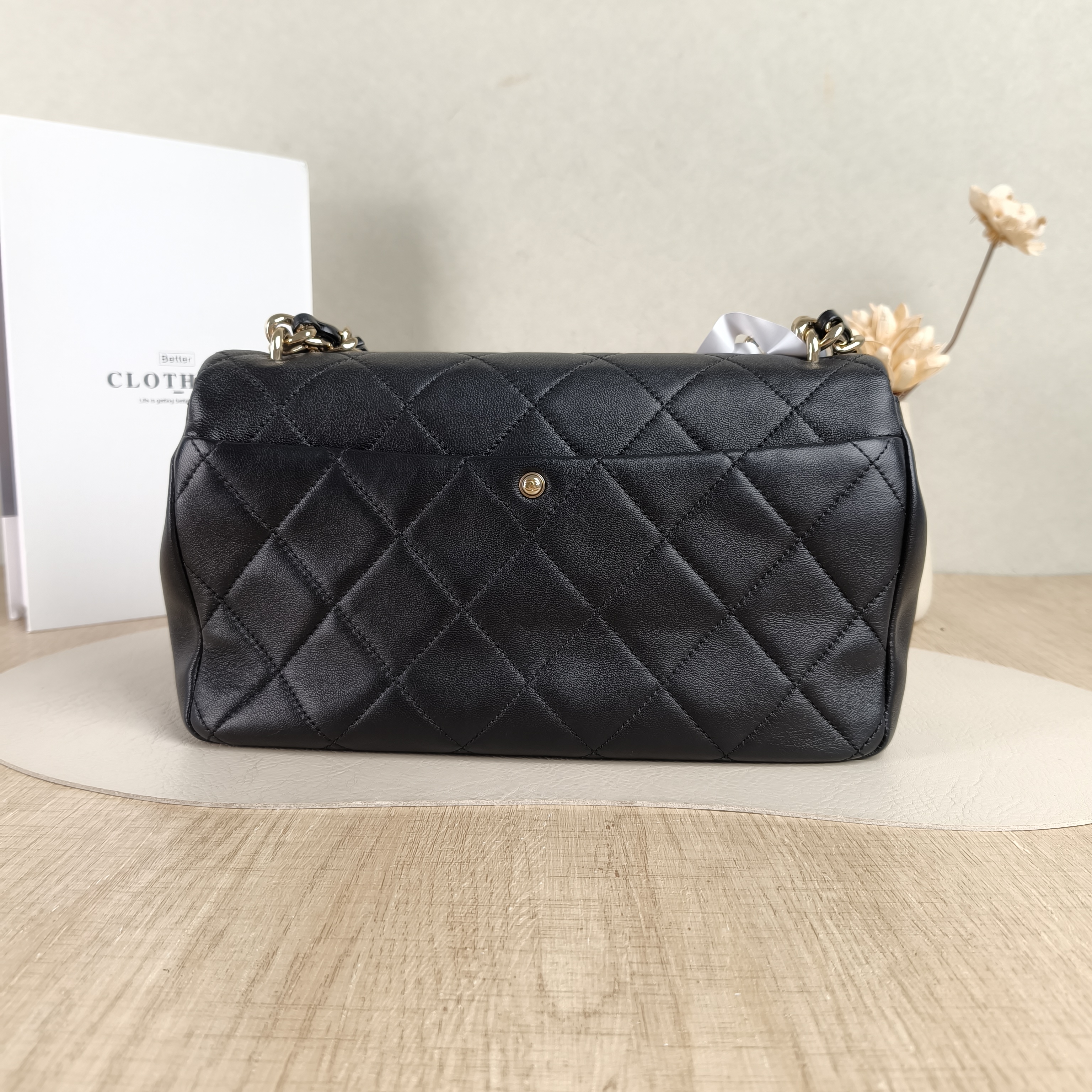 Chanel Crossbody Bagcf Crossbody Bag Black Lambskin One Size26 × 7 × 15 cm — cover view 4 of 5