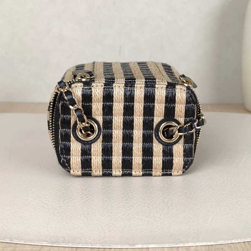 Chanel Crossbody Bag Edition Black Wovenmini11 × 7 × 9 cm — detail view 14 of 14