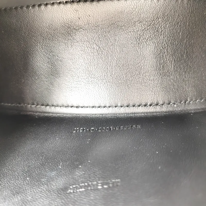 BALENCIAGA Crossbody Bag Hourglass Hourglass Bag Black CC alfskinmini19 × 8 × 13 cm — detail view 2 of 14
