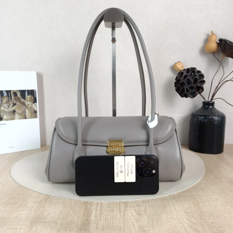 Miumiu Shoulder Bag Grey Calfskin One Size 27.5 × 10 × 14 cm — cover view 4 of 5
