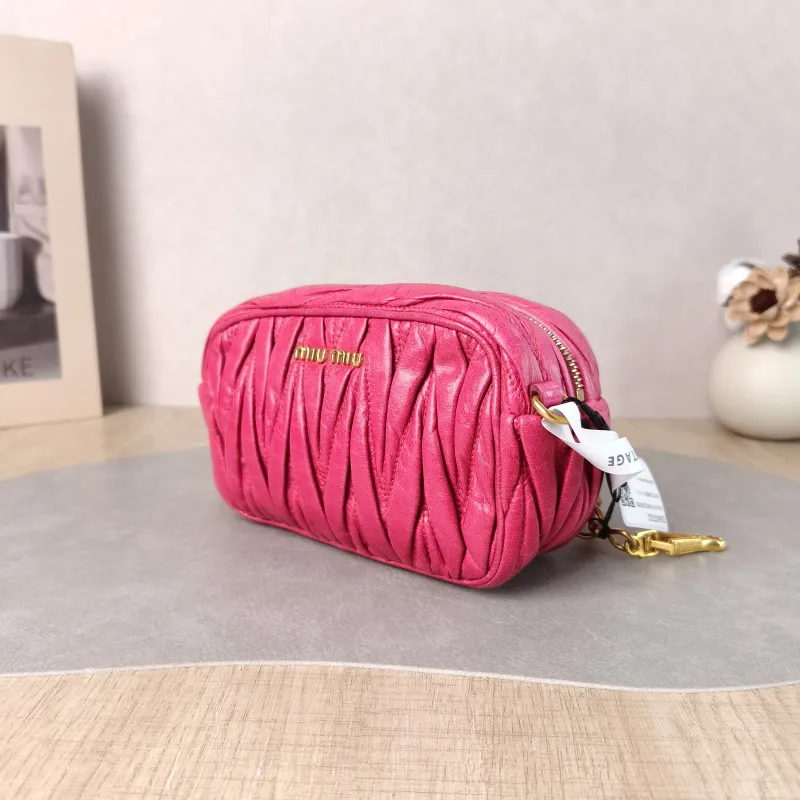 Miumiu Shoulder Bag Camera Bag Red Waxed Leather 16 × 6 × 10 cm — cover view 2 of 6