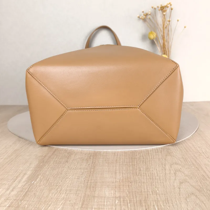 LOEWE Shoulder Bag Puzzle Fold Shopping Tote Calfskin Medium 25.5 × 14.5 × 31.5 cm — cover view 5 of 5