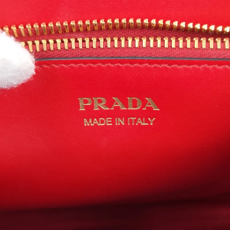 PRADA Shoulder Bag Shoulder Bag Red Calfskin One Size26 × 14 × 20 cm — detail view 12 of 12