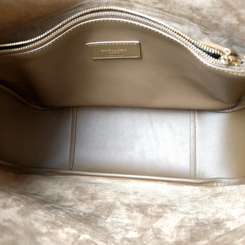 SAINT LAURENT Shoulder Bag LE 5 À 7 Hobo Brown Suede Large 30 × 13 × 31 cm — detail view 1 of 11