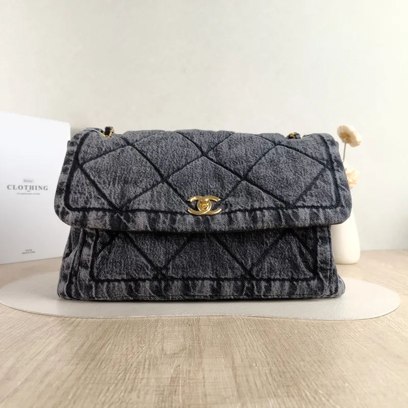 Chanel Shoulder Bag Grey One Size 33 × 12 × 22 cm
