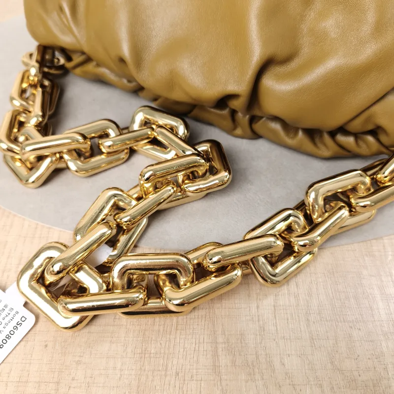 Bottega Veneta Shoulder Bag The Chain Pouch Yellow Calfskin One Size30 × 9 × 15 cm — detail view 8 of 14