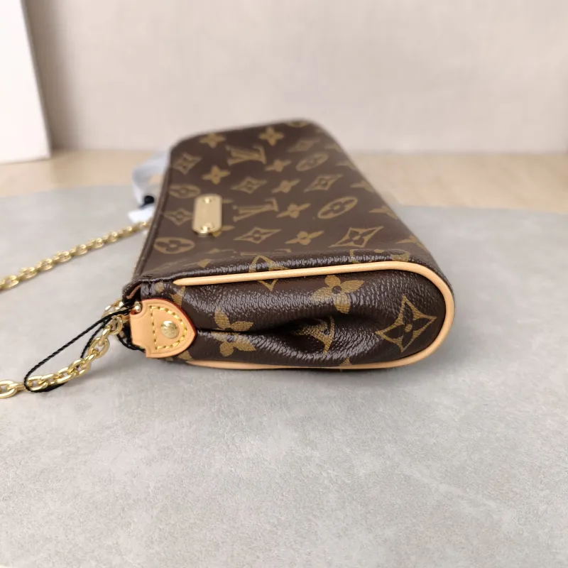 Louis Vuitton Shoulder Bag Pochette Eva Monogram PVC One Size27 × 5 × 11 cm — detail view 1 of 14