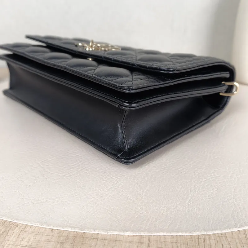 DIOR Crossbody Bag My Chain Bag Black Lambskin24 × 6.5 × 15 cm — detail view 9 of 13