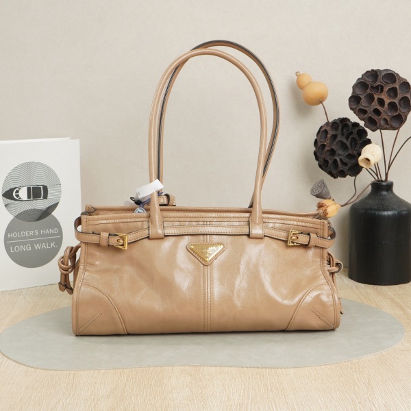 PRADA Bonnie Soft Lux Shoulder Strap Edition Medium Beige Waxed Leather · Shoulder Strap · 32 × 12 × 15.5 cm
