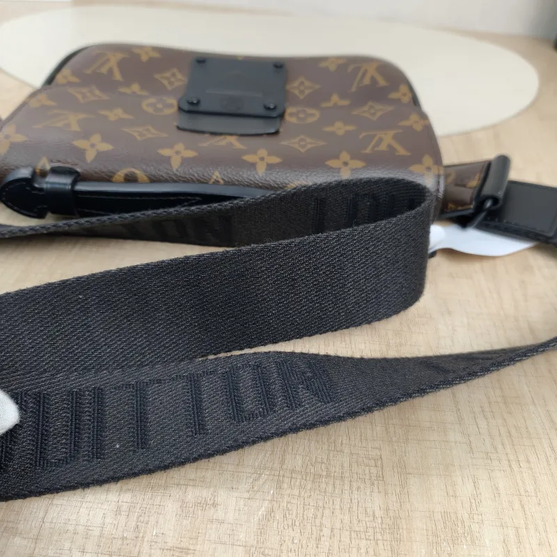 Louis Vuitton Belt Bag S Lock Sling Belt Bag Monogram PVC One Size21 × 4 × 15 cm — detail view 14 of 15