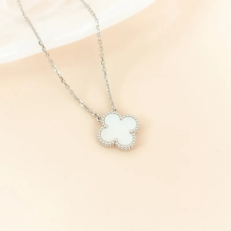 Van Cleef & Arpels Necklace Alhambra Alhambra Collection Necklace White Mother-of-Pearl Pearl · White Mother-of-Pearl 18KW hite Gold Vintage Small… — cover view 7 of 10