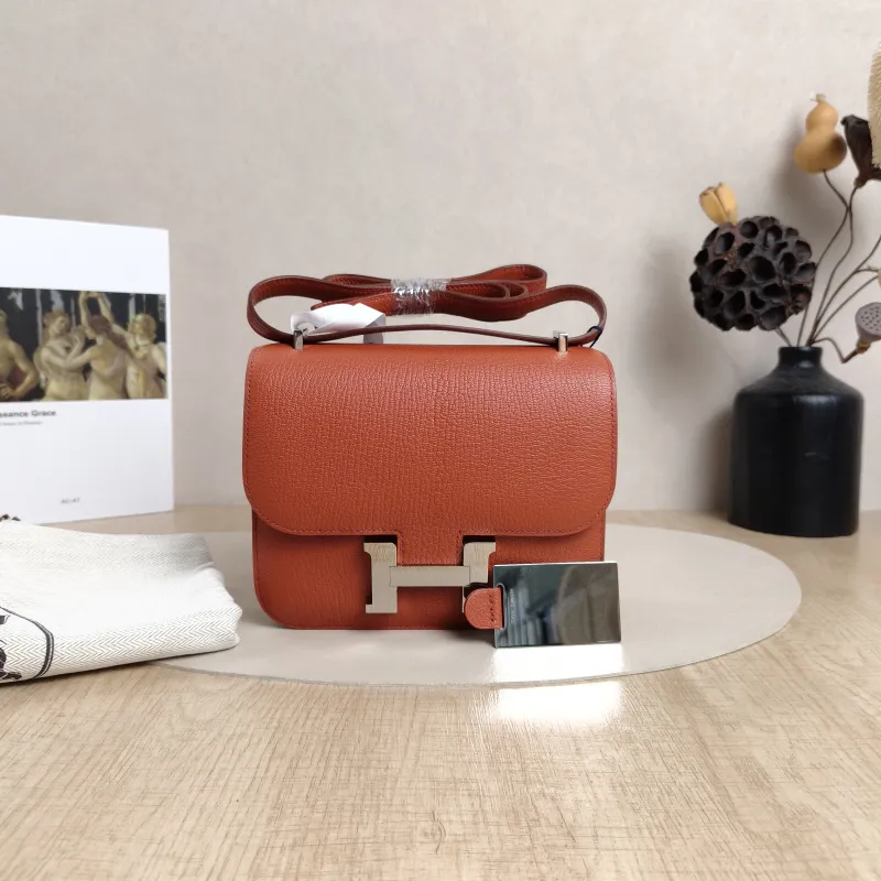 Hermès Crossbody Bag Constance 19 Silver-Tone Hardware36 Red Lambskinmini18 × 4 × 15 cm — cover view 5 of 6