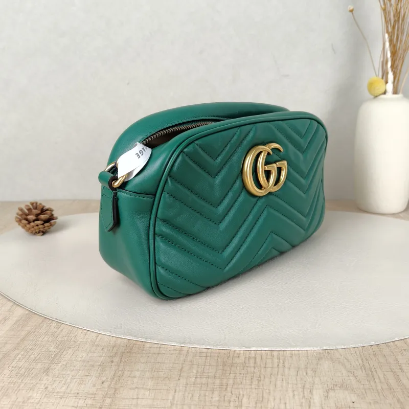 GUCCI Crossbody Bag GG Marmont Marmont Camera Bag Green Calfskin Small24 × 7 × 13 cm — cover view 2 of 5