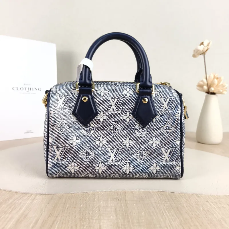 Louis Vuitton Crossbody Bag Speedy20 Grey Calfskin One Size 20.5 × 12 × 13.5 cm