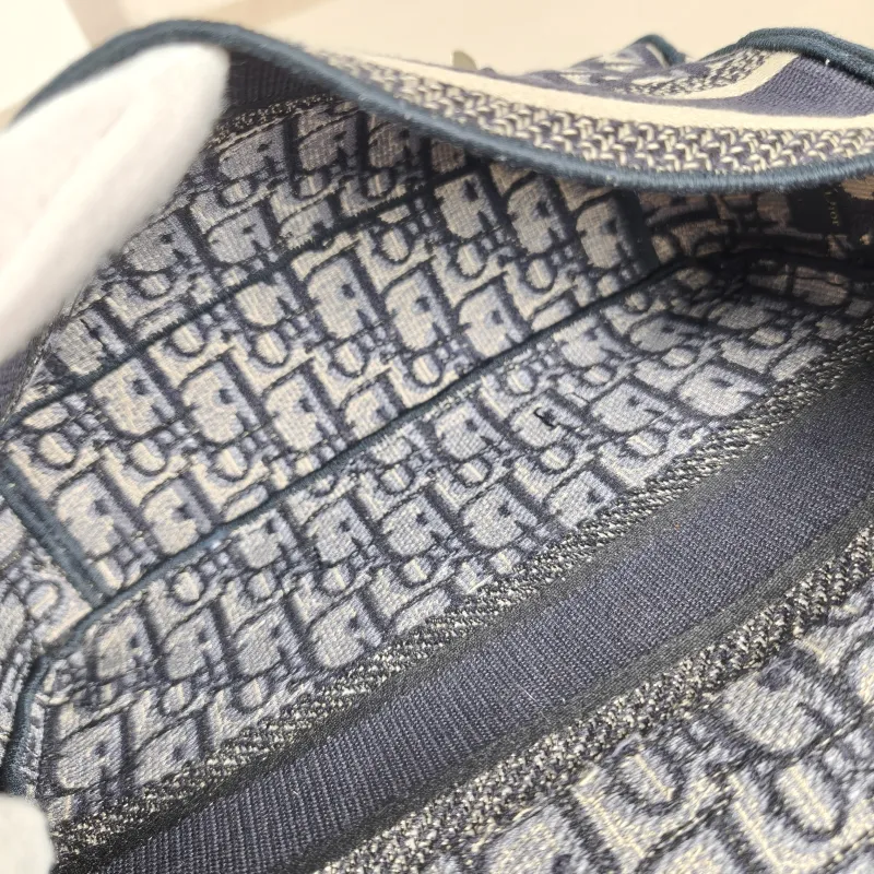 DIOR Crossbody Bag camp Messenger Bag Blue Canvas Small 23 × 8 × 15 cm — detail view 2 of 11