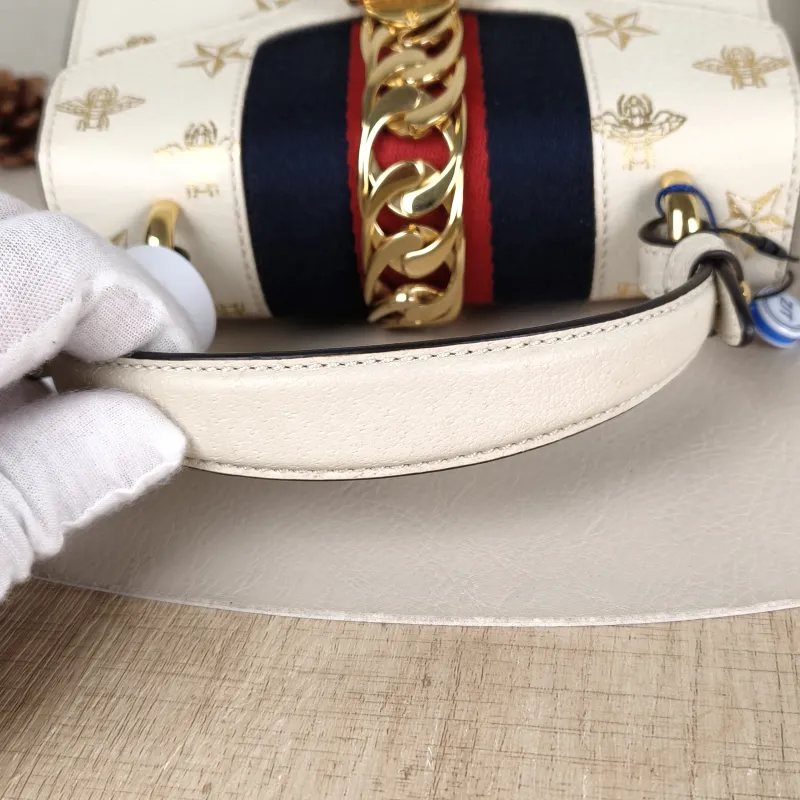GUCCI Crossbody Bag Sylvie Edition White Calfskinmini20 × 8 × 14 cm — detail view 3 of 13