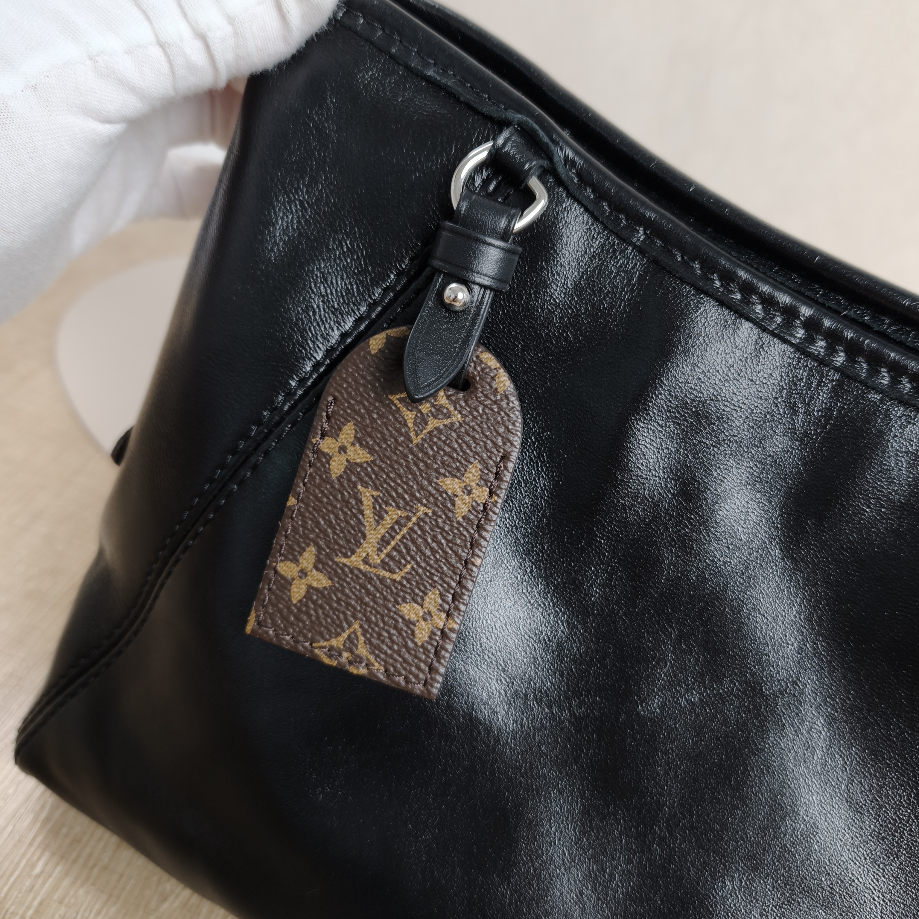 Louis Vuitton Shoulder Bag Carryall East West Black Lambskin36 × 10 × 19 cm — cover view 7 of 12