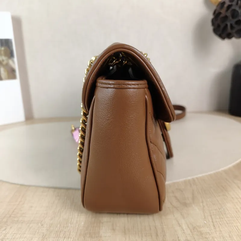 GUCCI Crossbody Bag GG Marmont Medium Marmont 26 Caramel Calfskin 26 × 7 × 15 cm — detail view 8 of 11