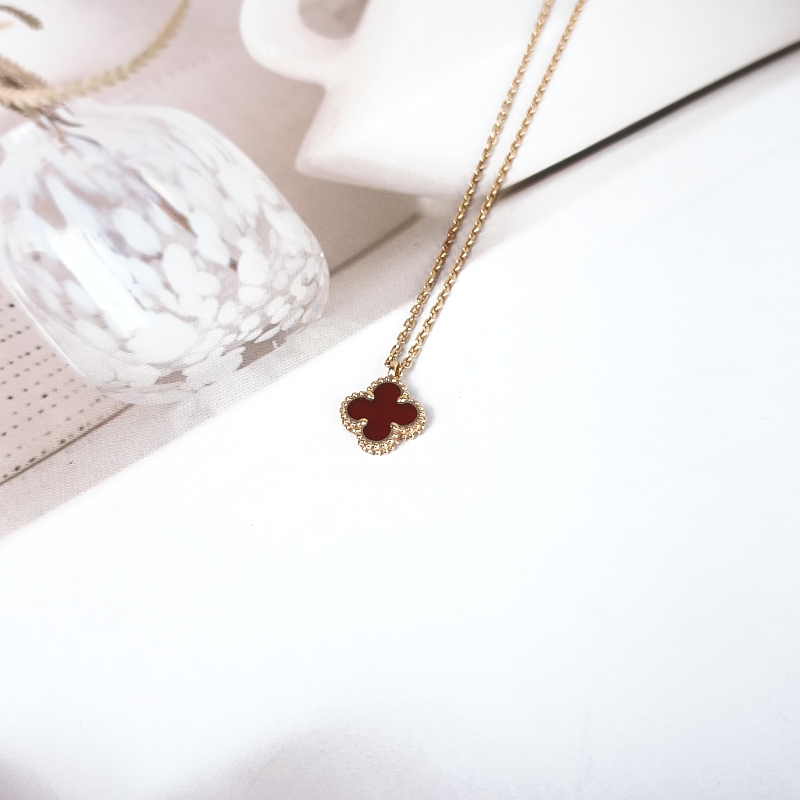 Van Cleef & Arpels Necklace Alhambra 18KR ose Gold Sweet Mini0.95 × 0.95 × 17.5 cm — cover view 2 of 9