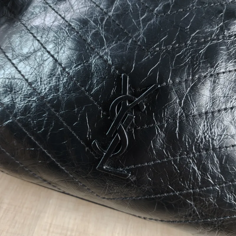 SAINT LAURENT Shoulder Bag NIKI SHOPPING Shopping Tote Black Calfskin Medium33 × 11.5 × 27 cm — detail view 11 of 12